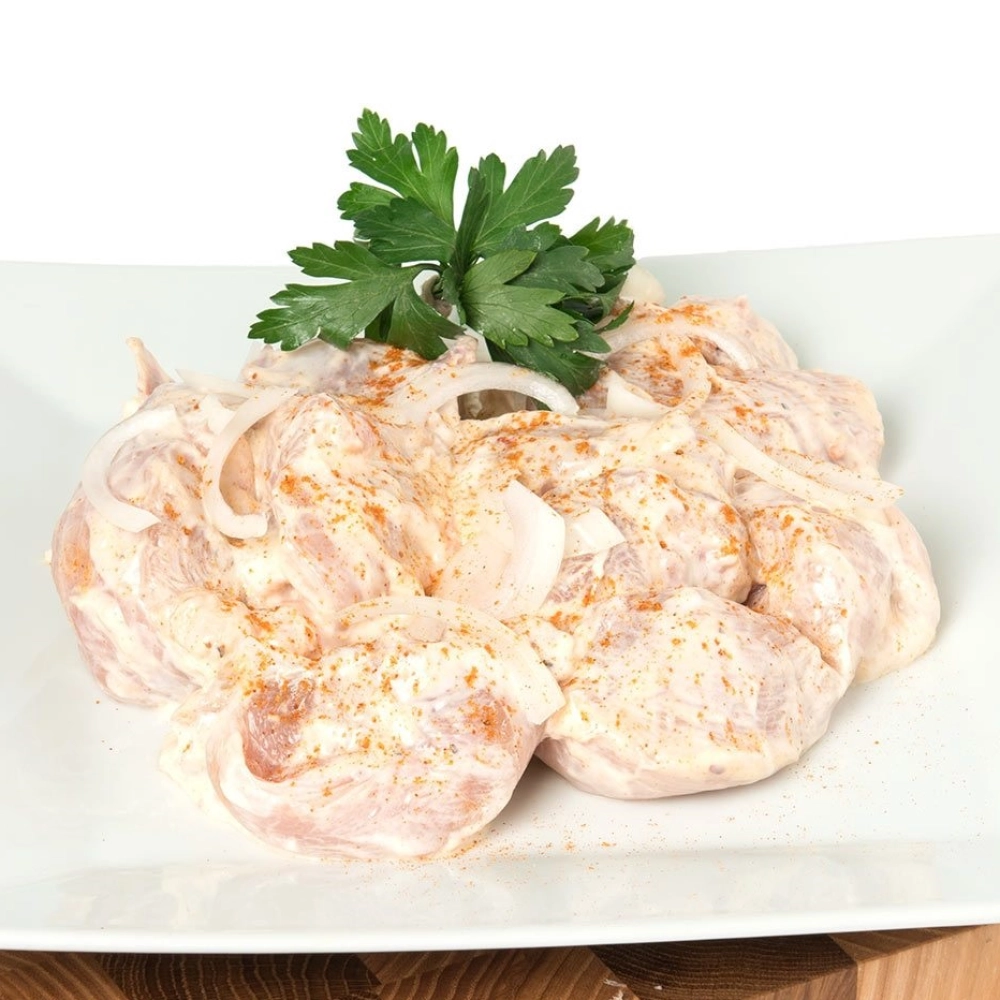 Шашлык из куриного бедра без шкуры и кости на майонезе